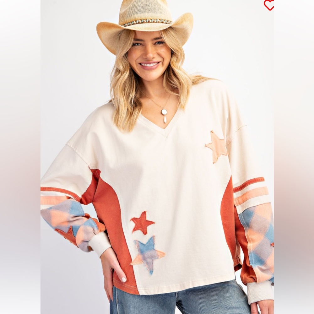 easel Cream V-Neck Sweatshirt with Rust Panels & Blue Star Accents